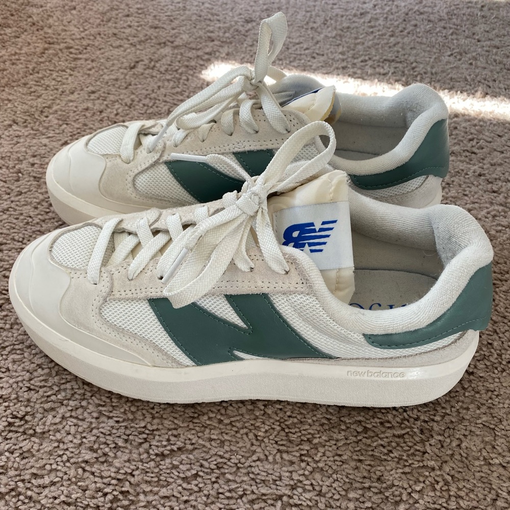 New Balance CT 302 Sneakers size W9.5
